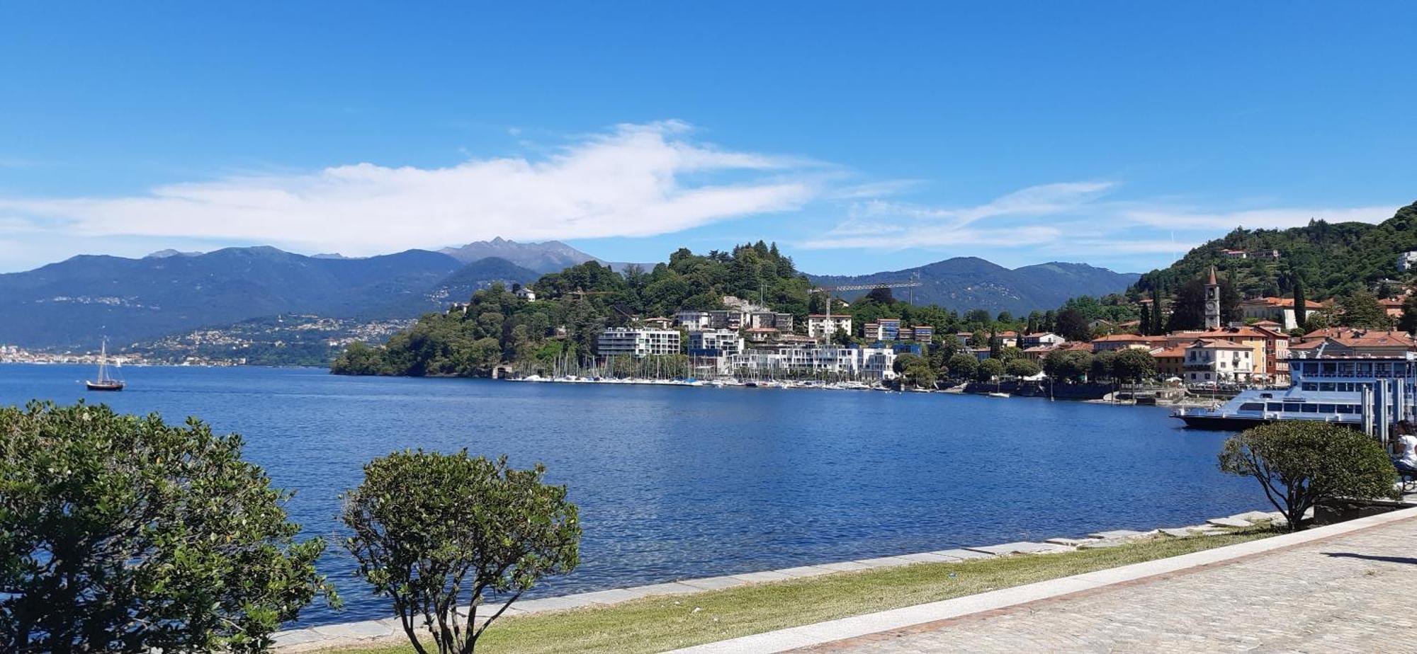Il Blu Di Laveno Apartment ภายนอก รูปภาพ